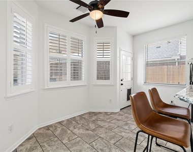 4710 Devonberry Lane - Photo Thumbnail 3