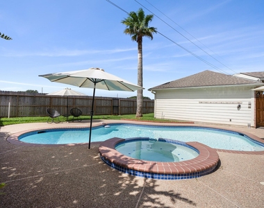 4710 Devonberry Lane - Photo Thumbnail 31