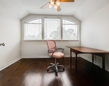 5710 Cielio Bay Court - Photo Thumbnail 38