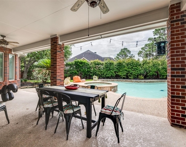 5710 Cielio Bay Court - Photo Thumbnail 6