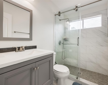 5710 Cielio Bay Court - Photo Thumbnail 36