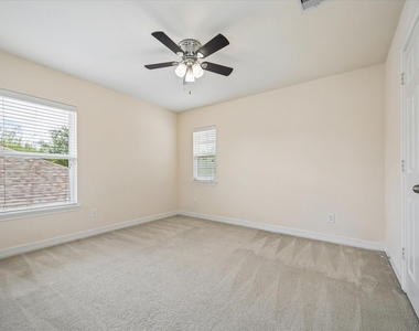 10108 Hidden Creek Falls Ln - Photo Thumbnail 10