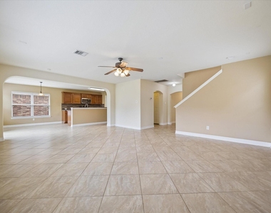 10108 Hidden Creek Falls Ln - Photo Thumbnail 3