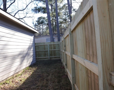 9596 Darkwood Street - Photo Thumbnail 5