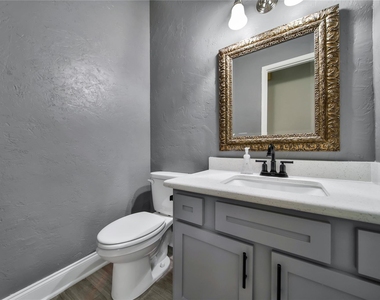 11 Windledge Place - Photo Thumbnail 16