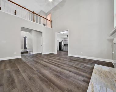 11 Windledge Place - Photo Thumbnail 4