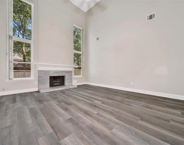 11 Windledge Place - Photo Thumbnail 5