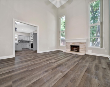 11 Windledge Place - Photo Thumbnail 3