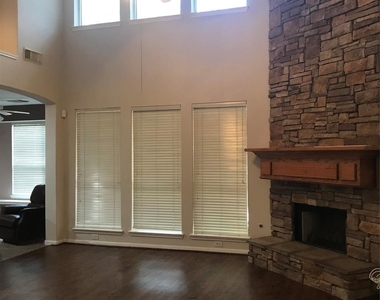 18138 Delta Estates Court - Photo Thumbnail 2