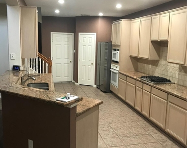 18138 Delta Estates Court - Photo Thumbnail 9