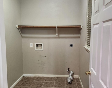 18138 Delta Estates Court - Photo Thumbnail 14
