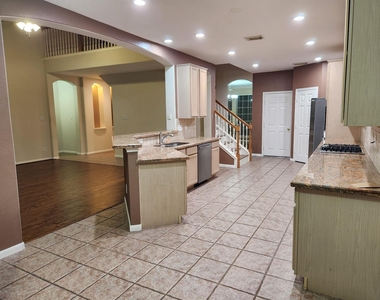 18138 Delta Estates Court - Photo Thumbnail 11