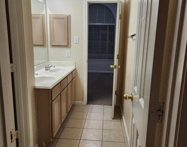 18138 Delta Estates Court - Photo Thumbnail 27