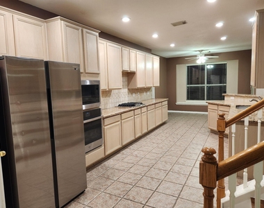 18138 Delta Estates Court - Photo Thumbnail 10