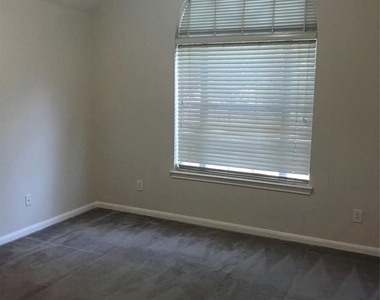 18138 Delta Estates Court - Photo Thumbnail 14