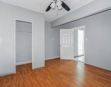 14618 Flair Drive - Photo Thumbnail 29