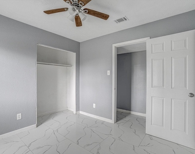 14618 Flair Drive - Photo Thumbnail 20