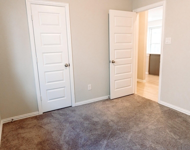 27015 Bel Air Point Lane - Photo Thumbnail 16