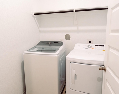 27015 Bel Air Point Lane - Photo Thumbnail 24