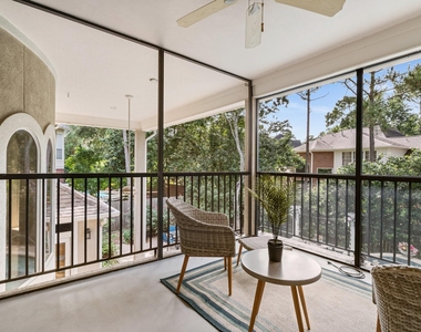 162 N Taylor Point Drive - Photo Thumbnail 21