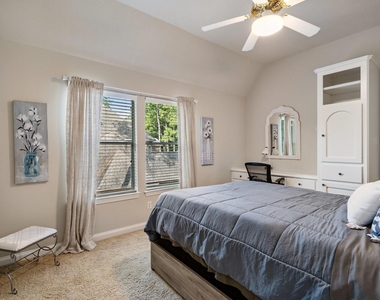 162 N Taylor Point Drive - Photo Thumbnail 27