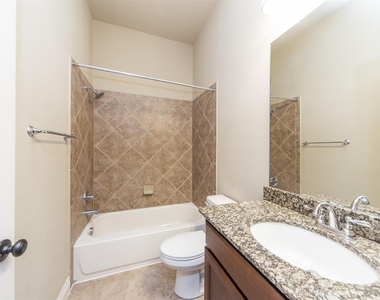 27106 Cross Pointe Court - Photo Thumbnail 23