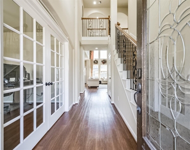 19027 Bowden Harbour Drive - Photo Thumbnail 3