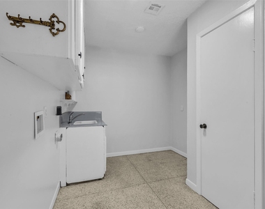23311 Nichols Sawmill Road - Photo Thumbnail 16
