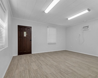 23311 Nichols Sawmill Road - Photo Thumbnail 11
