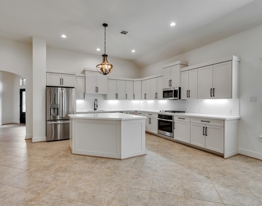 20126 Turtle Brook Lane - Photo Thumbnail 9