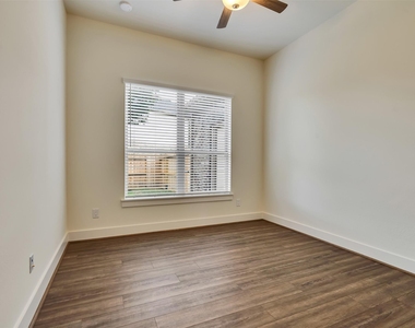 20126 Turtle Brook Lane - Photo Thumbnail 28