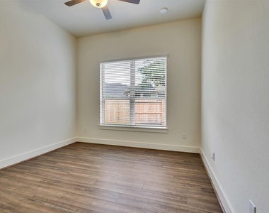 20126 Turtle Brook Lane - Photo Thumbnail 27