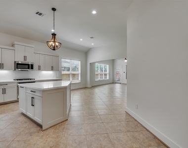20126 Turtle Brook Lane - Photo Thumbnail 7