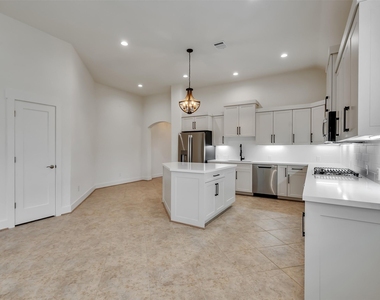 20126 Turtle Brook Lane - Photo Thumbnail 11