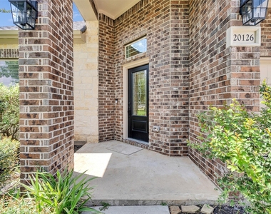 20126 Turtle Brook Lane - Photo Thumbnail 3