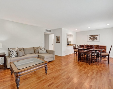 6466 Bayou Glen Road - Photo Thumbnail 7
