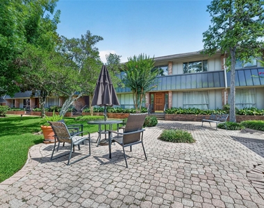 6466 Bayou Glen Road - Photo Thumbnail 32