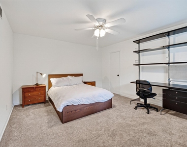 6466 Bayou Glen Road - Photo Thumbnail 23