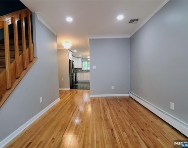 174 Palisade - Photo Thumbnail 3
