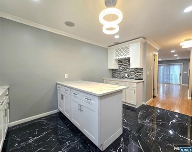 174 Palisade - Photo Thumbnail 8