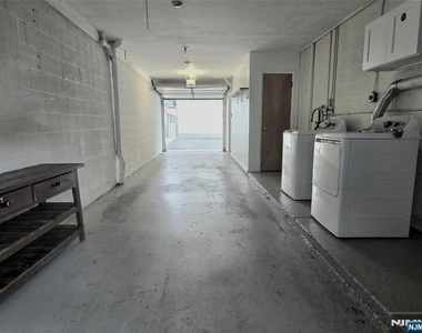 174 Palisade - Photo Thumbnail 19