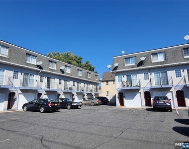 174 Palisade - Photo Thumbnail 23