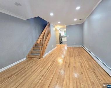 174 Palisade - Photo Thumbnail 5