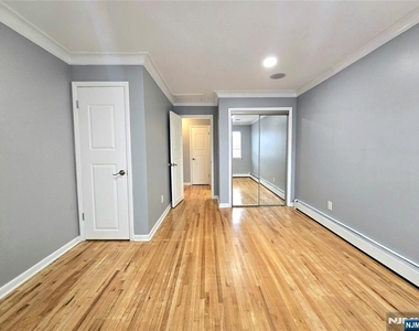 174 Palisade - Photo Thumbnail 14