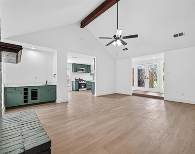 1834 Shadow Rock Drive - Photo Thumbnail 18