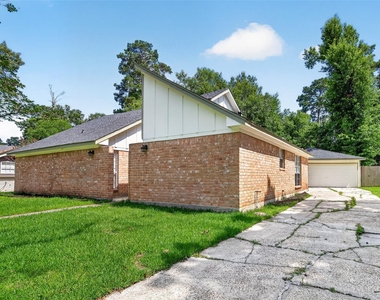 1834 Shadow Rock Drive - Photo Thumbnail 2