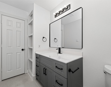1834 Shadow Rock Drive - Photo Thumbnail 23
