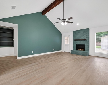 1834 Shadow Rock Drive - Photo Thumbnail 16