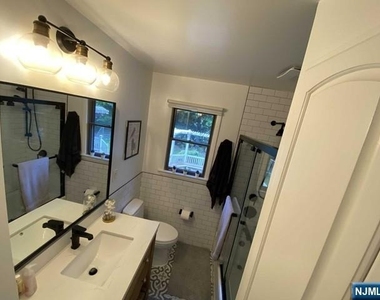 212 Delmar - Photo Thumbnail 12