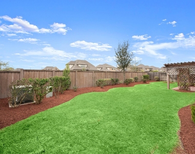 14807 Kenton Place Lane - Photo Thumbnail 24